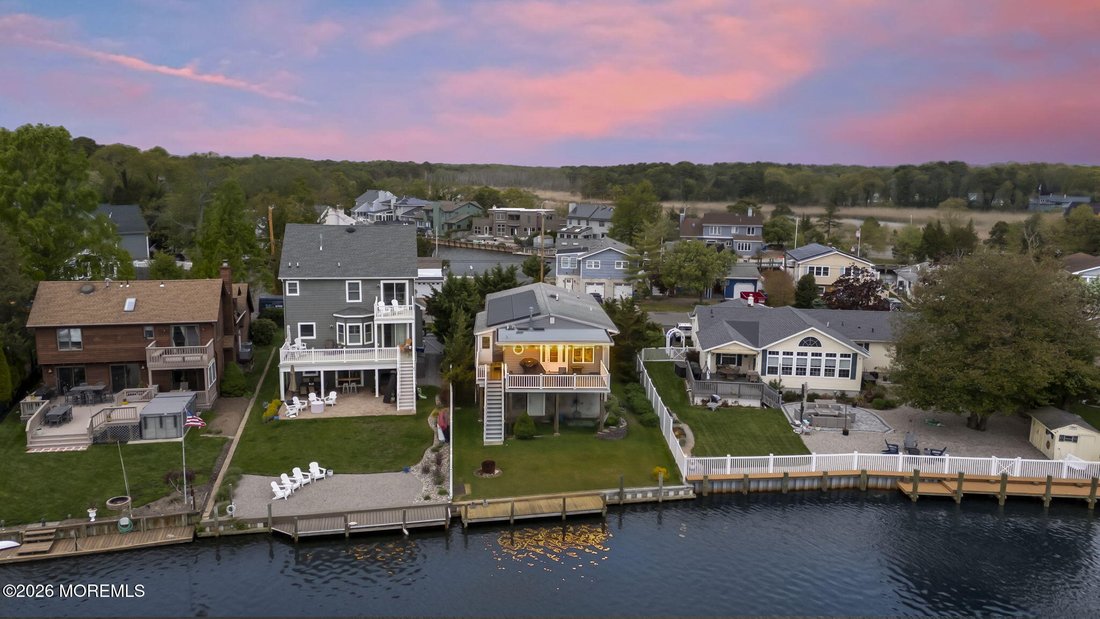 House in Brick Township, New Jersey, United States 1 - 18528453