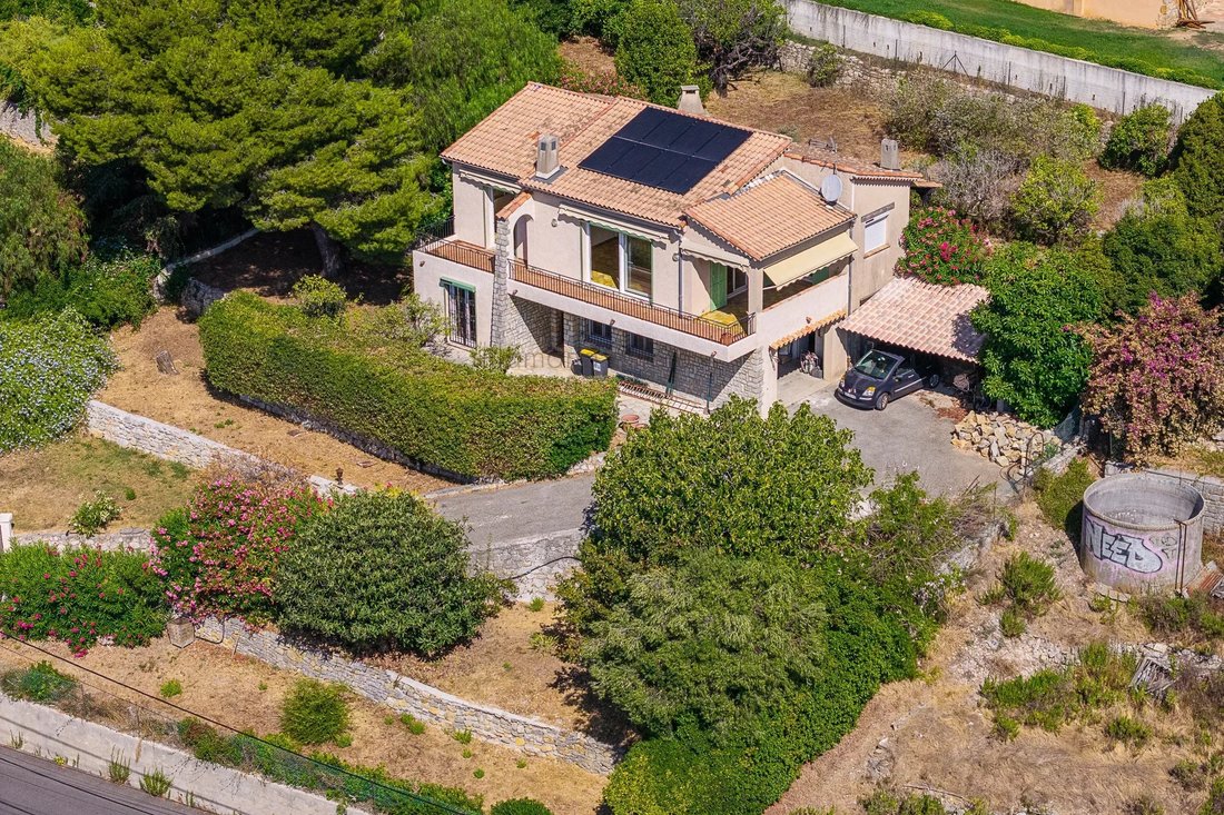 House in Brusquet-Retenaou-Devens, Vallauris, France 3 - 18590471