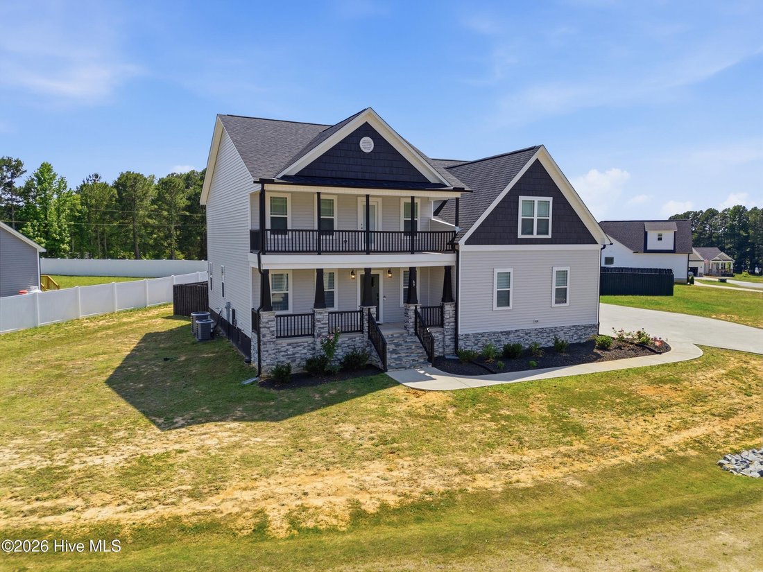 House in Benson, North Carolina, United States 1 - 18589631