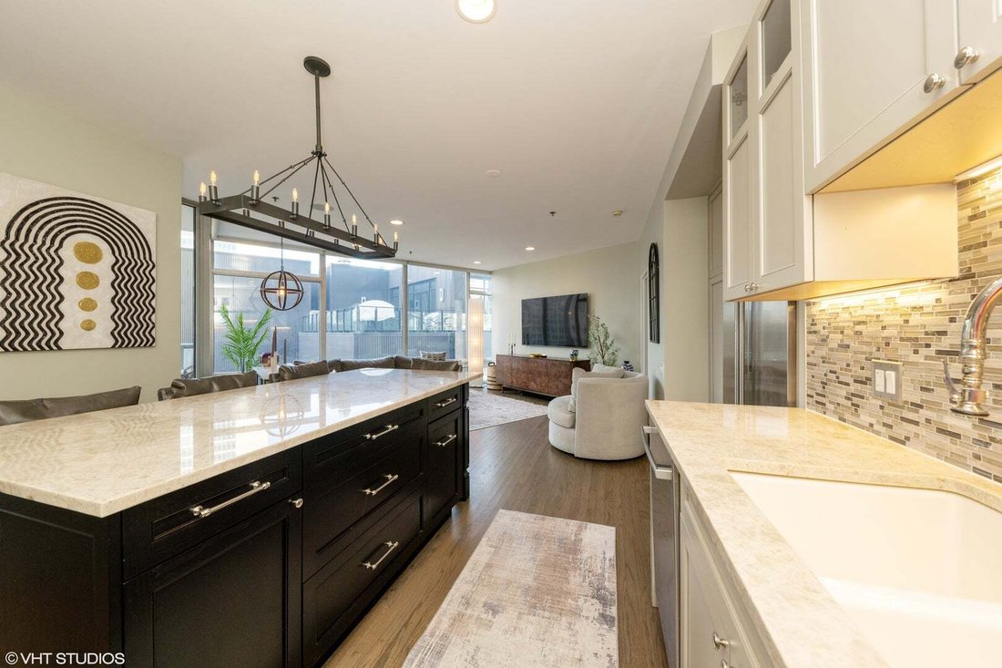 Condo in Chicago, Illinois, United States 5 - 18589585