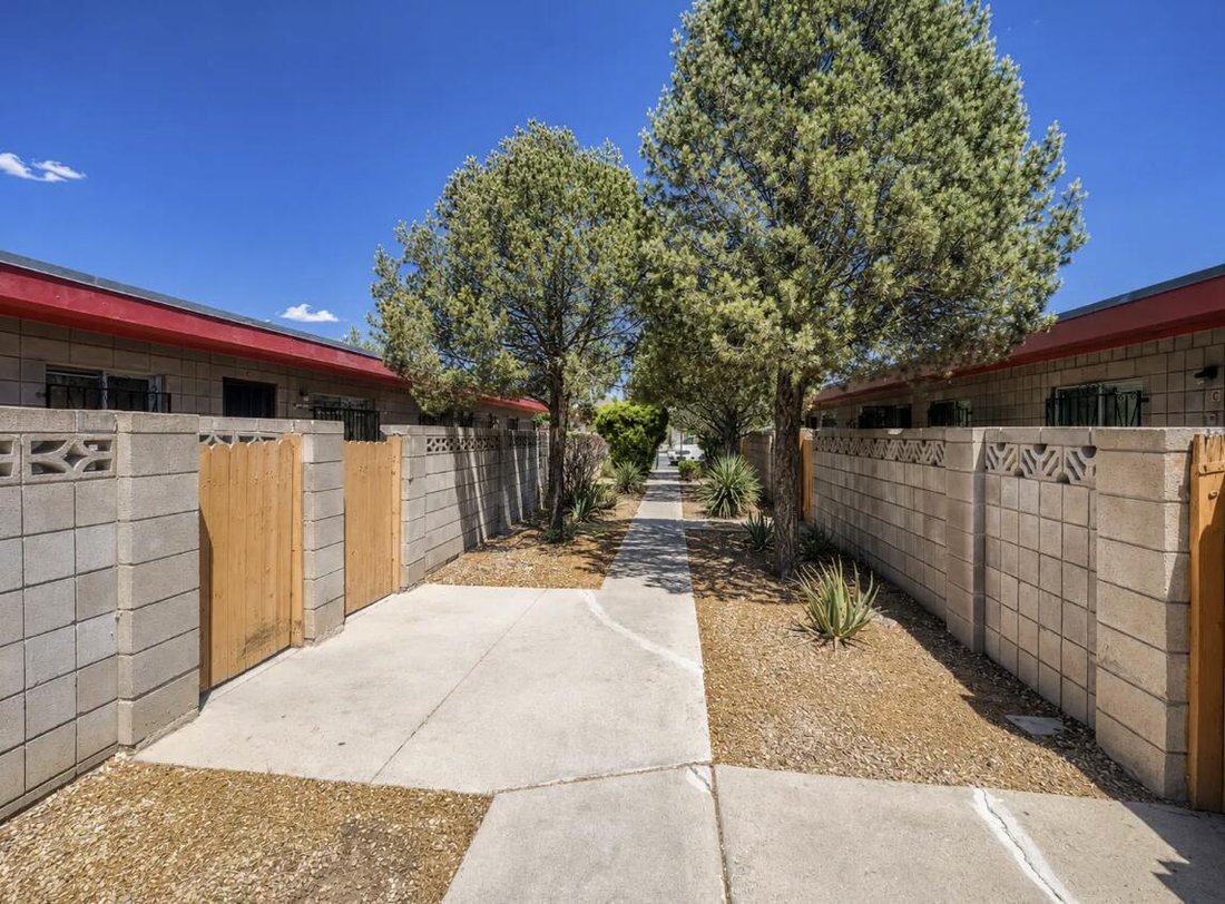 Albuquerque, New Mexico, United States 2 - 18589360