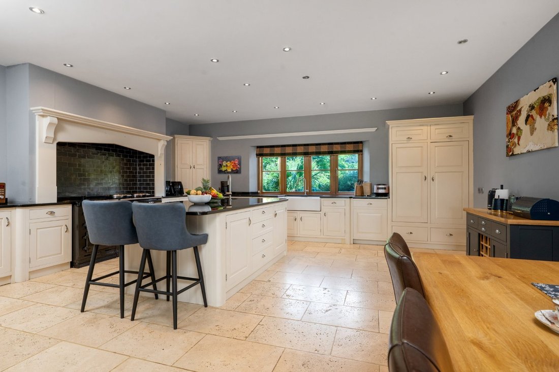House in Hannington, England 2 - 18589155