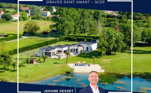 House in Graves-Saint-Amant, Nouvelle-Aquitaine, France 1