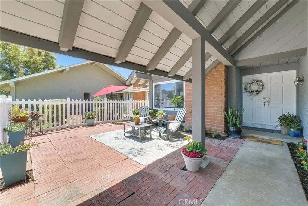 House in Fullerton, California, United States 4 - 18591983