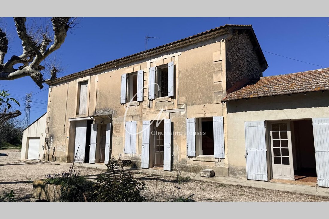 Villa in Saint-Rémy-de-Provence, Provence-Alpes-Côte d'Azur, France 2 - 18590217