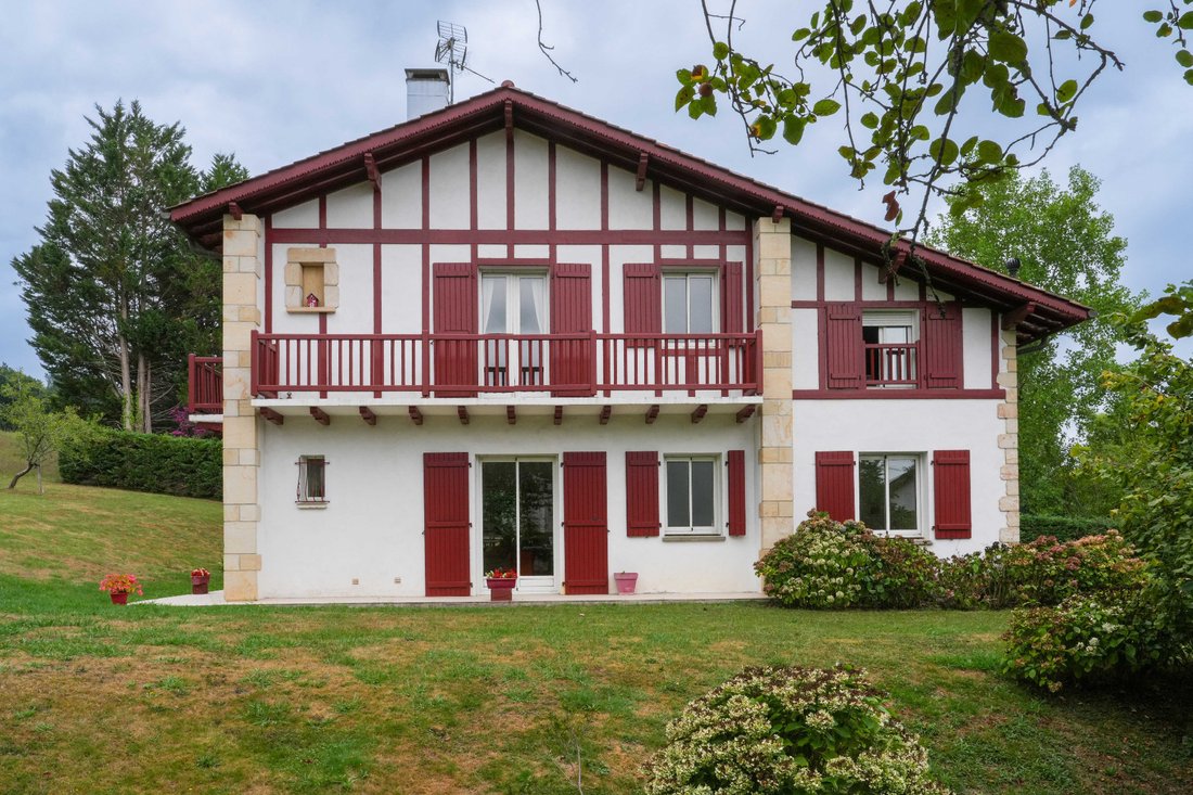 House in Saint-Pée-sur-Nivelle, Nouvelle-Aquitaine, France 1 - 18590310