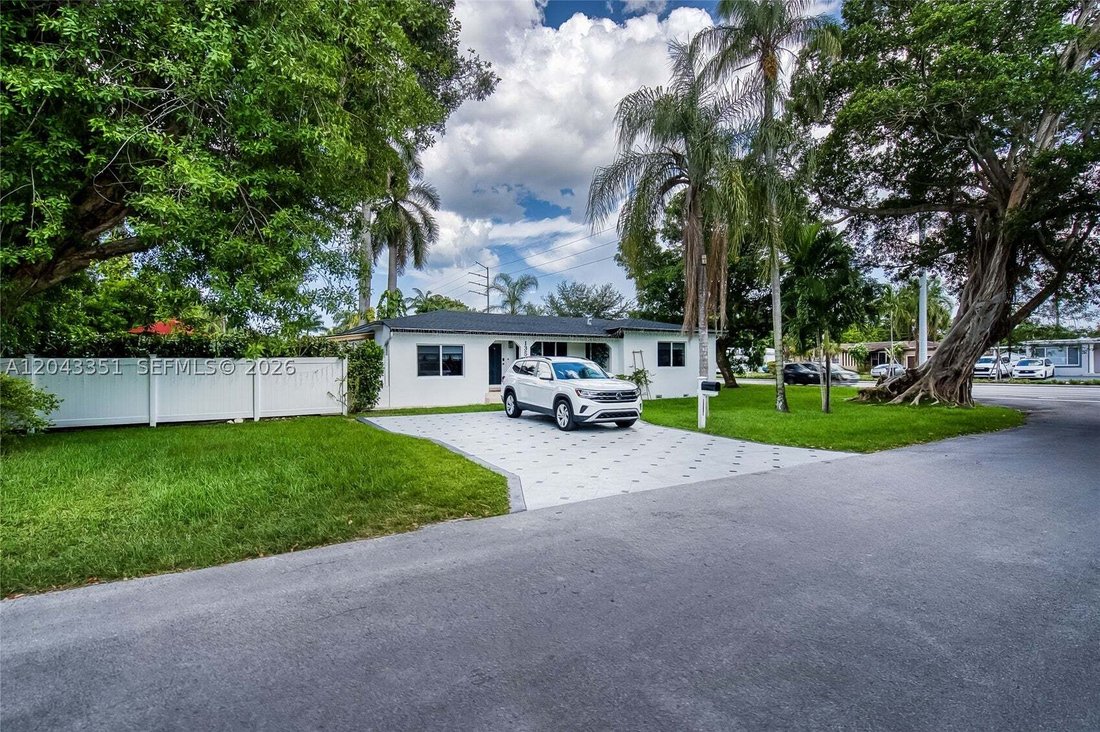 House in Miami, Florida, United States 1 - 18273747