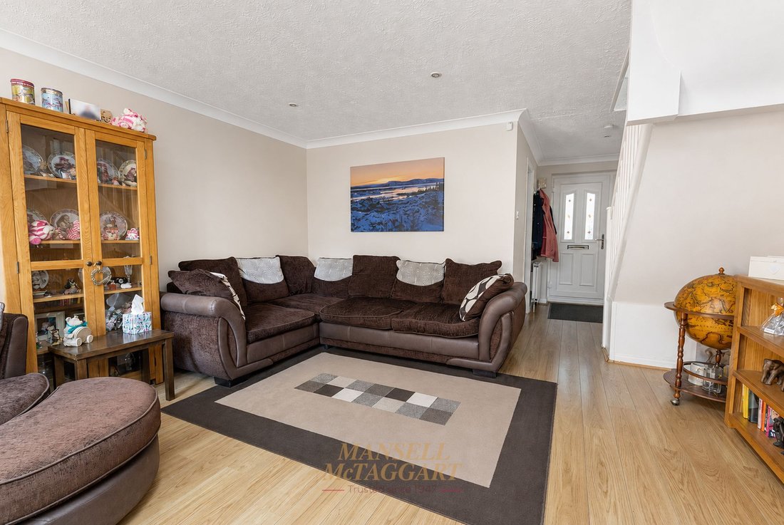 House in Crawley, England 4 - 18590278