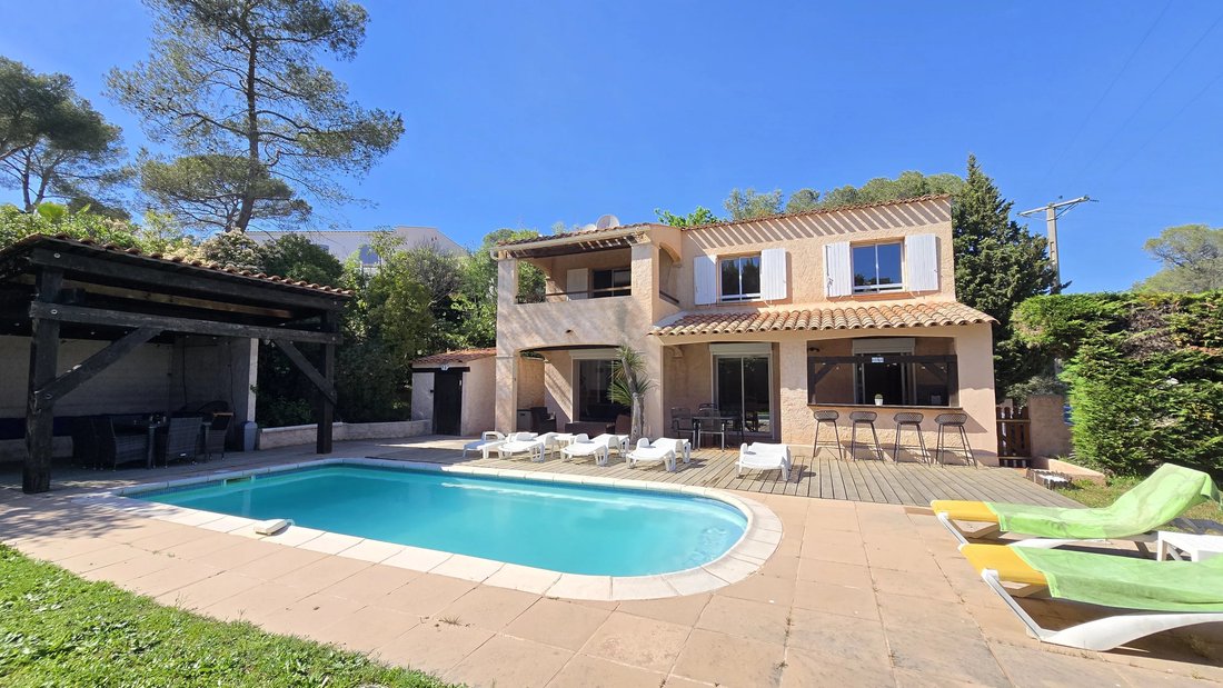 Villa in Aiguebonne, Saint-Raphaël, France 1 - 18590221