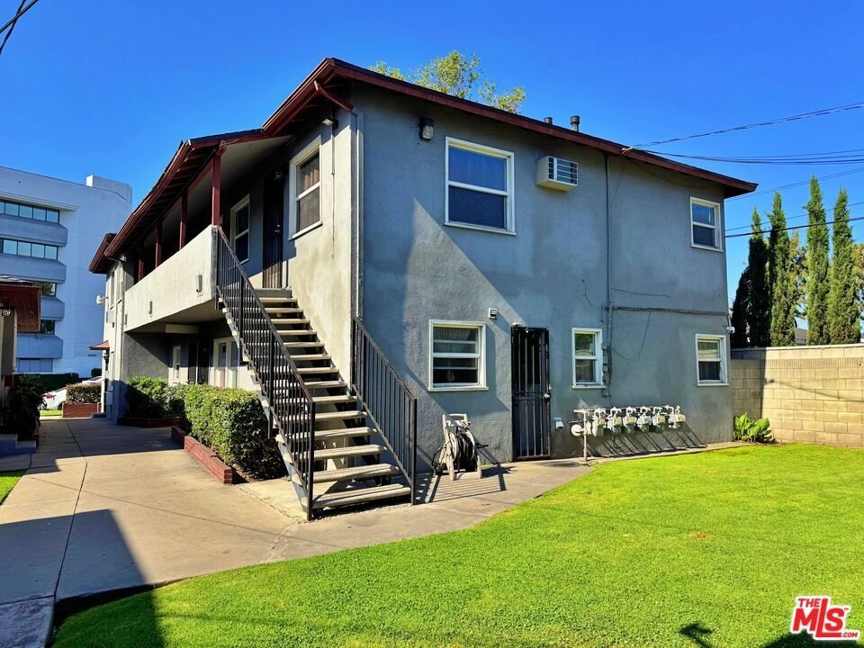 Lynwood, California, United States 5 - 18591103
