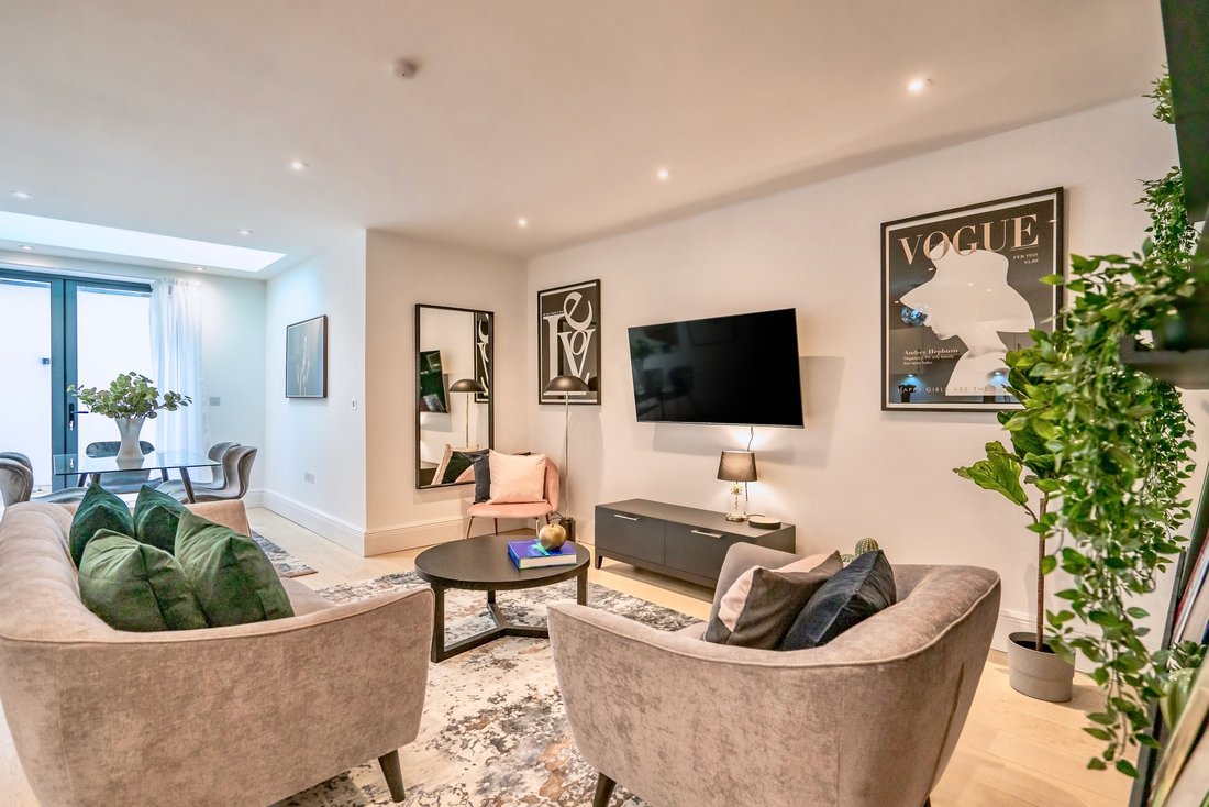 Condo in WC2, Westminster, England 1 - 18590488