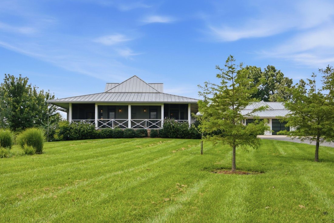 House in Lawrenceburg, Kentucky, United States 3 - 18591343