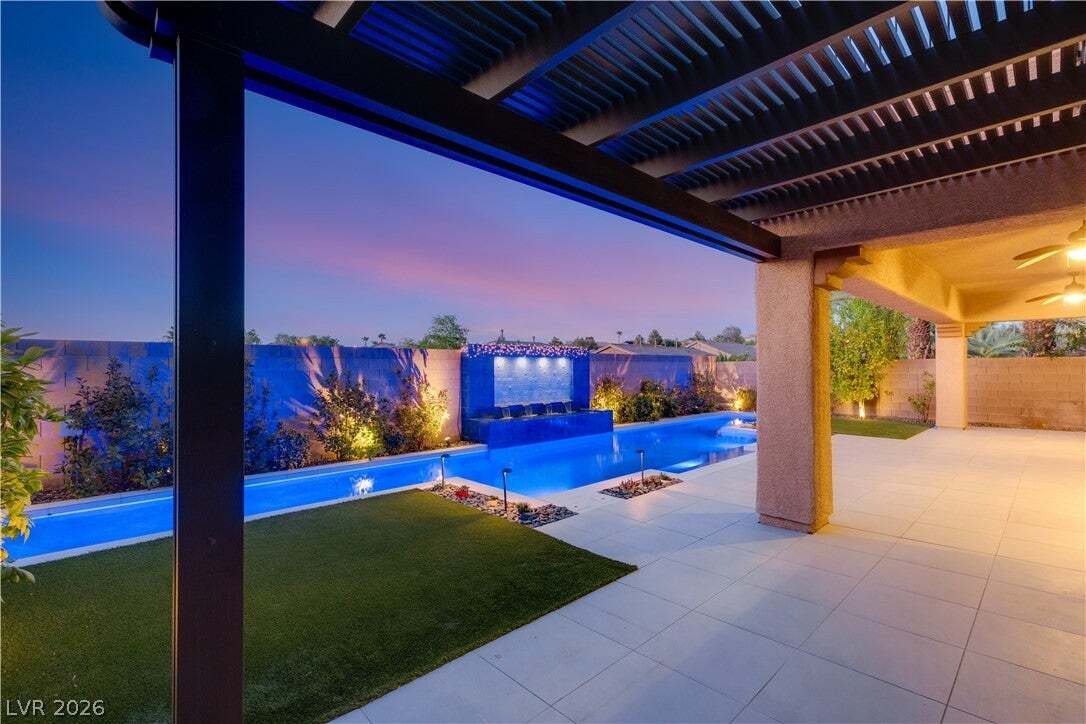 House in Henderson, Nevada, United States 3 - 18591042