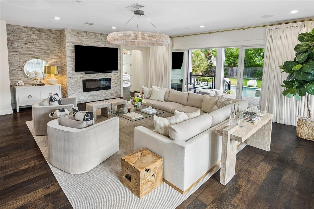 House in Houston, Texas, United States 4 - 18592643