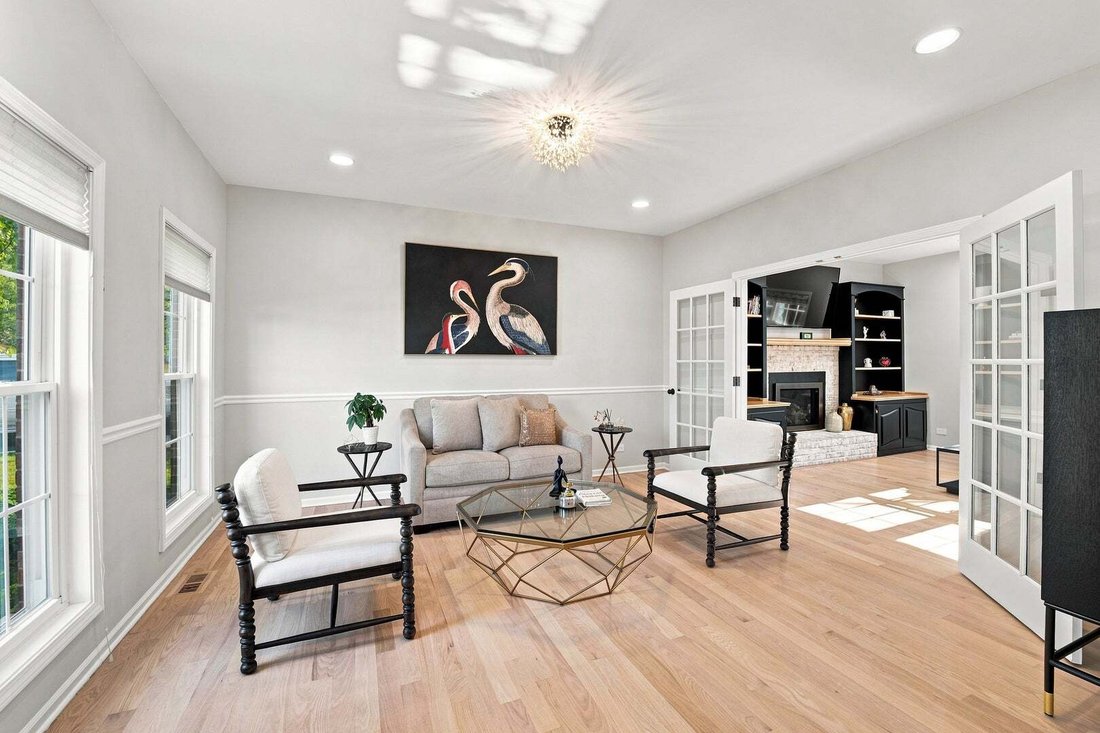 House in Lisle, Illinois, United States 5 - 18592459
