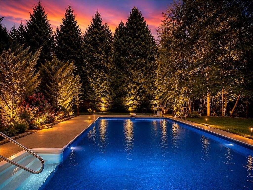 House in Cranston, Rhode Island, United States 2 - 18590987