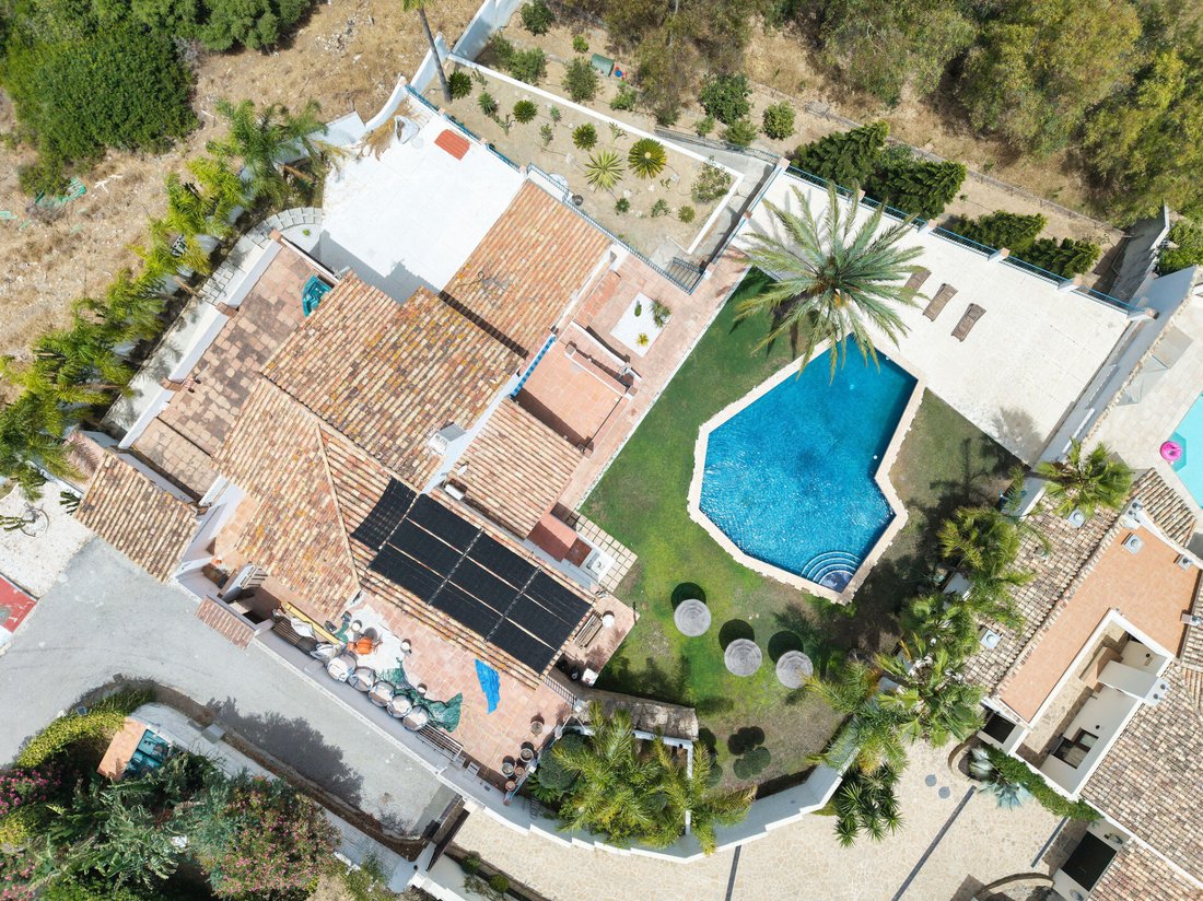 Villa in Estepona, Andalusia, Spain 2 - 18588915