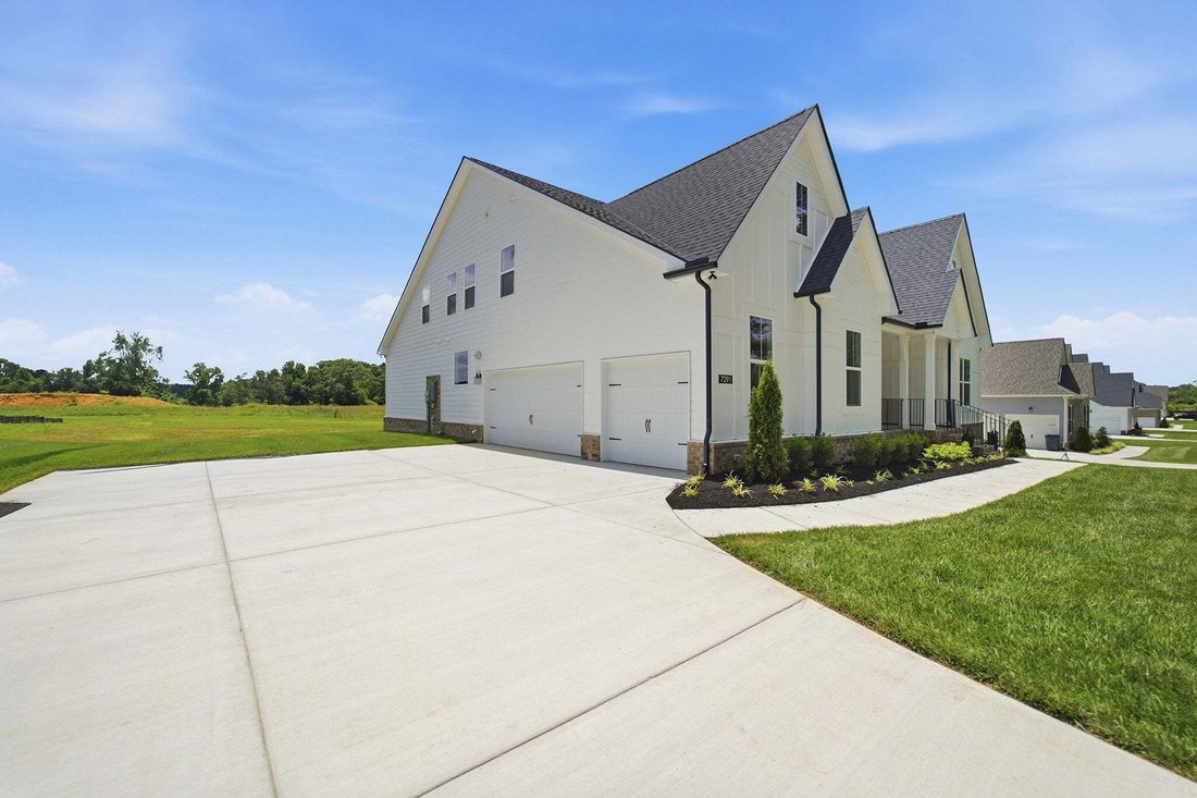 House in Bon Aqua, Tennessee, United States 4 - 18592107
