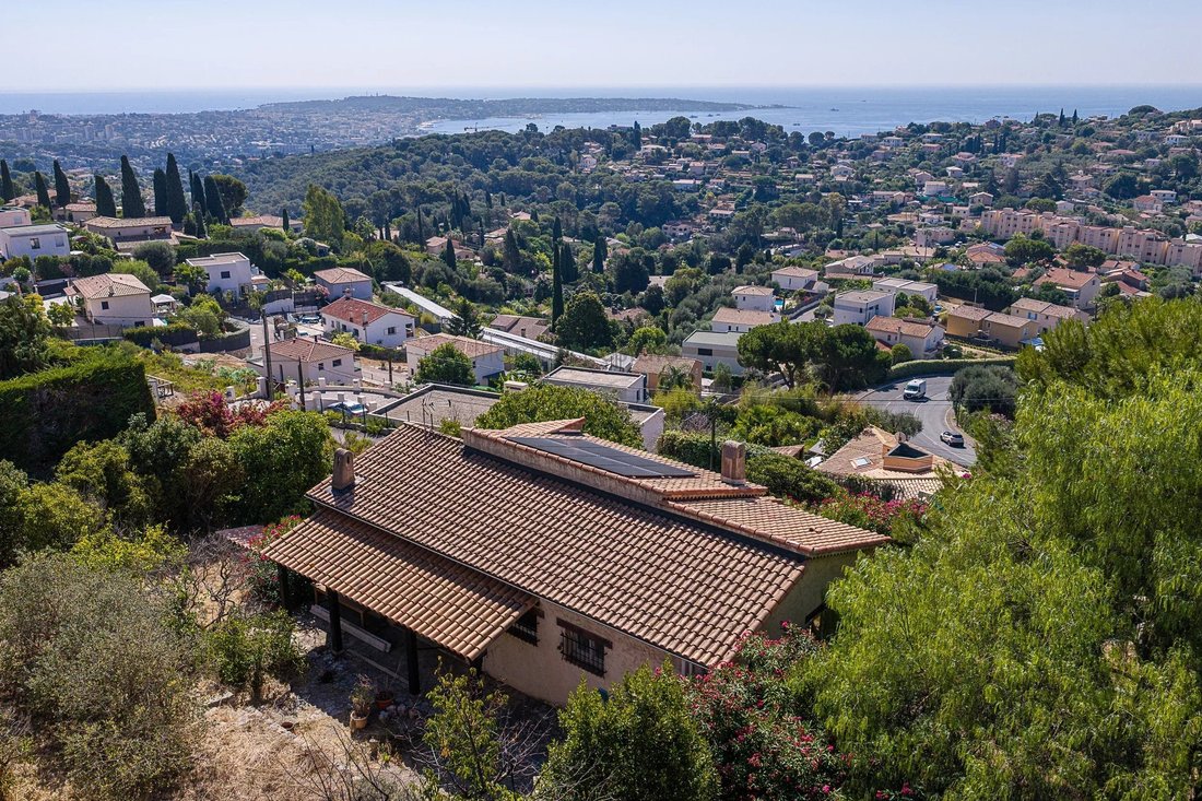 House in Brusquet-Retenaou-Devens, Vallauris, France 1 - 18590471