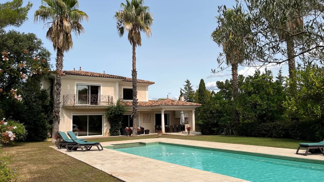 Villa in Valescure-Vaulongue-Clair Bois-Vallon Suveret, Saint-Raphaël, France 2 - 18590213