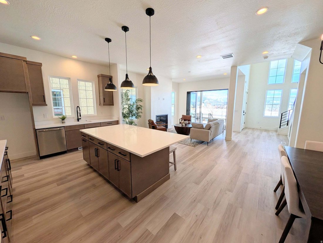 Casa a South Jordan, Utah, Stati Uniti 2 - 18591304