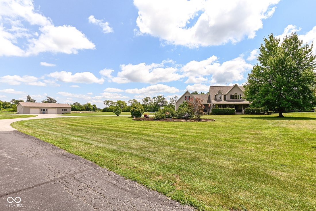 House in Greenwood, Indiana, United States 2 - 18590916