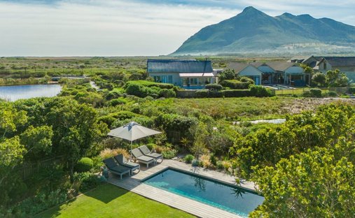 House in Cape Town, Western Cape, South Africa 1