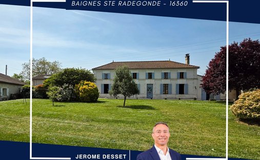 House in Baignes-Sainte-Radegonde, Nouvelle-Aquitaine, France 1