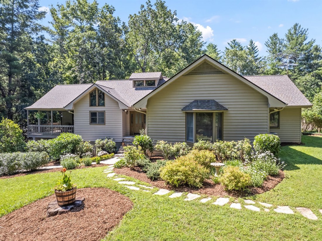 House in Fairview, North Carolina, United States 2 - 18593809