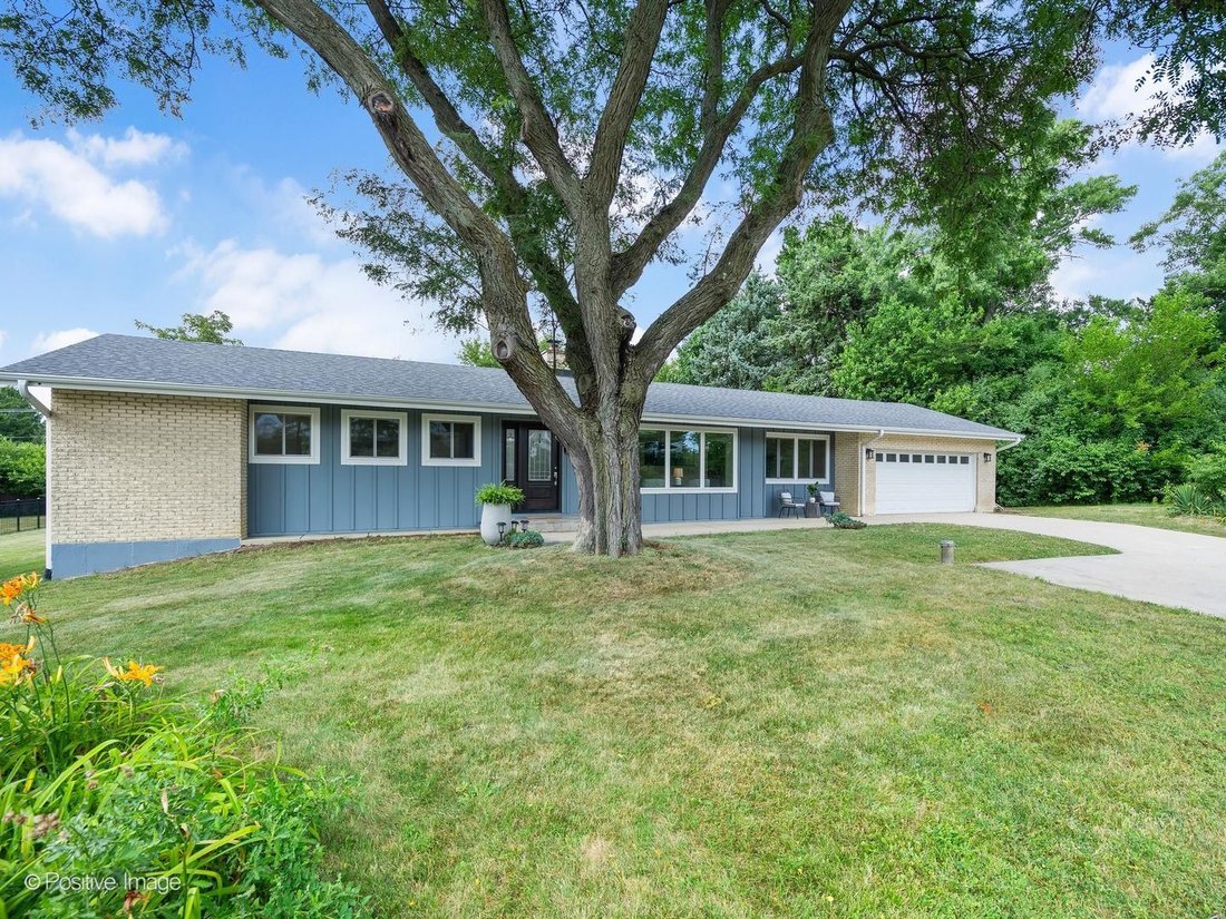 House in Lombard, Illinois, United States 2 - 18592405