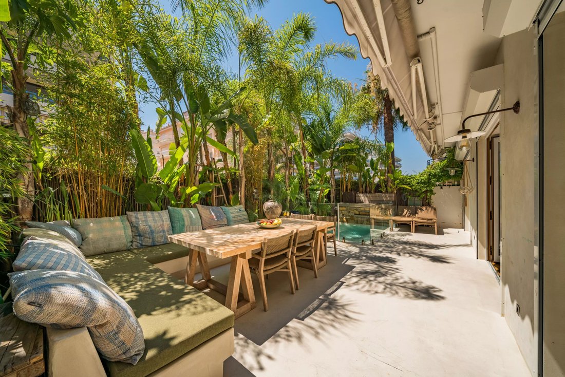 Apartment in Cannes, Provence-Alpes-Côte d'Azur, France 1 - 18567935