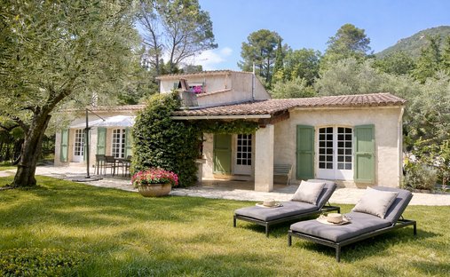 Villa in Tourrettes-sur-Loup, Provence-Alpes-Côte d'Azur, France 1