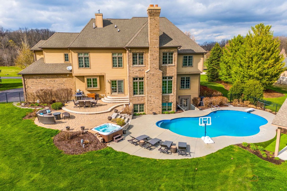 House in Campton Hills, Illinois, United States 3 - 18592465