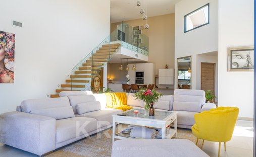 House in Cooperative, Agde, France 1