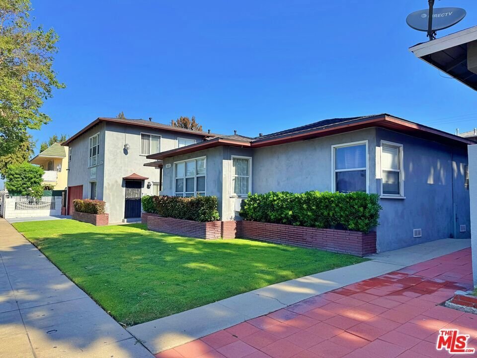Lynwood, California, United States 4 - 18591103