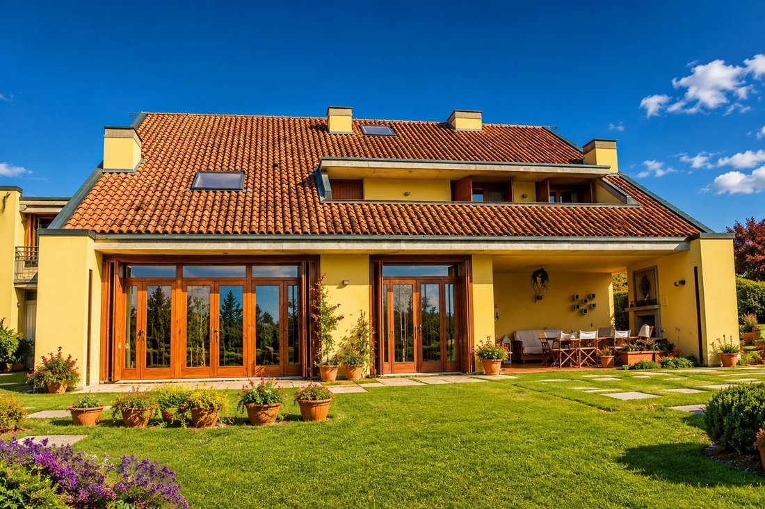 Villa in San Pietro, Veneto, Italy 2 - 18592781