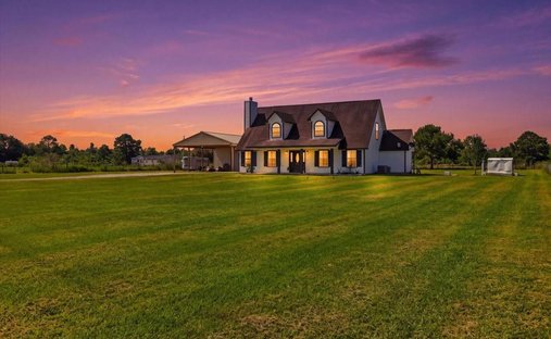 House in Sour Lake, Texas, United States 1