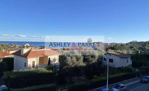 Apartment in Beaulieu-sur-Mer, Provence-Alpes-Côte d'Azur, France 1