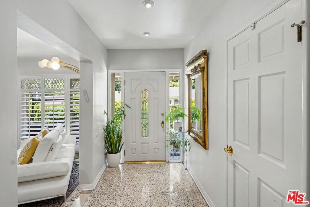House in Los Angeles, California, United States 3 - 17858195