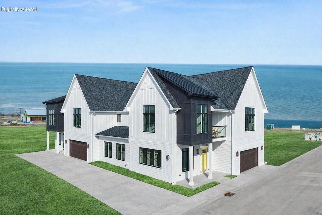 Condo in Port Washington, Wisconsin, United States 1 - 18589159