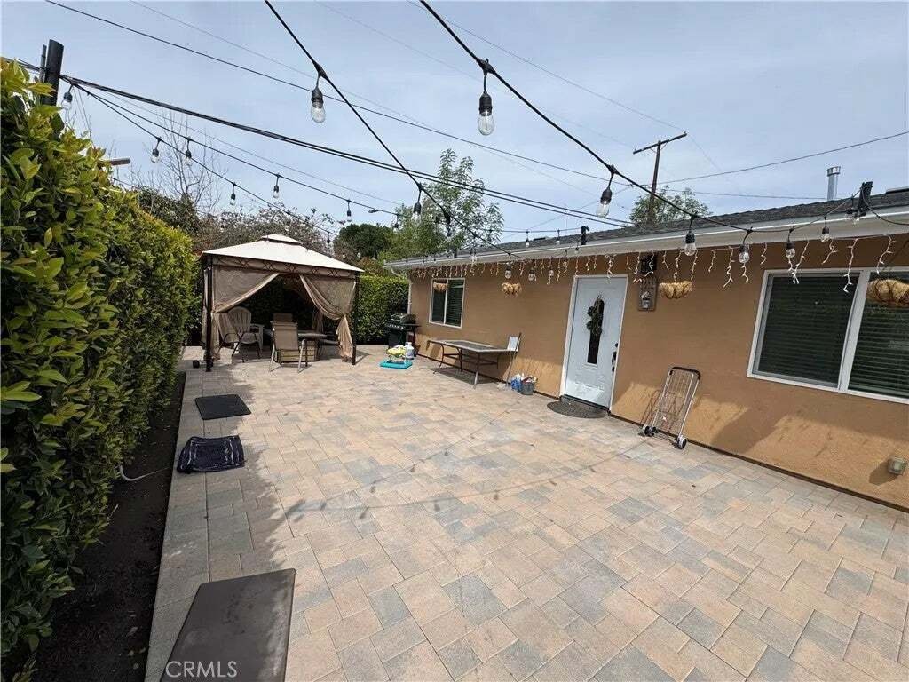 Los Angeles, California, United States 5 - 18591965