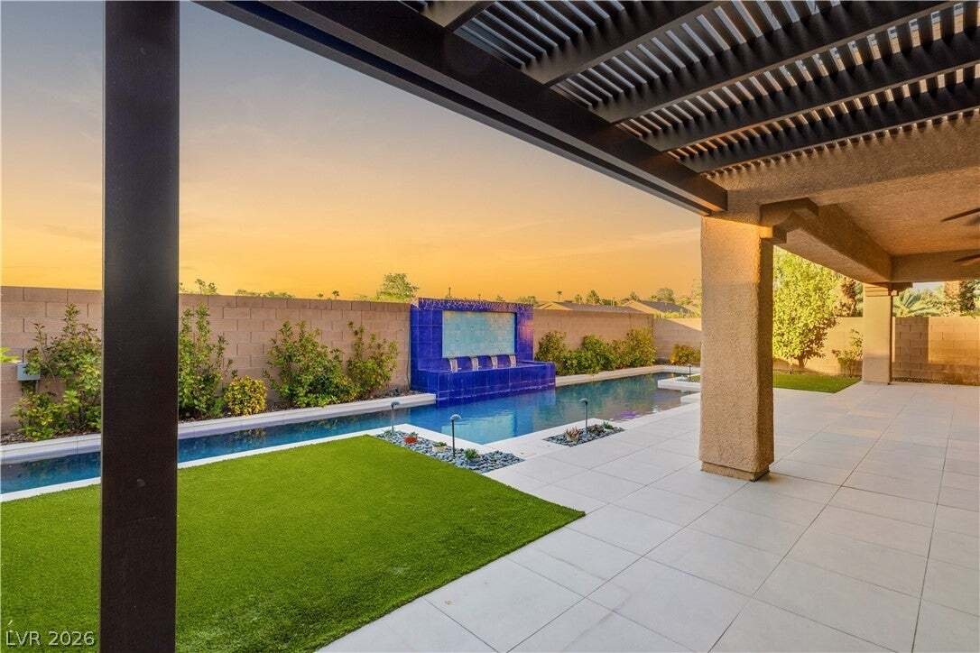 House in Henderson, Nevada, United States 3 - 18591042