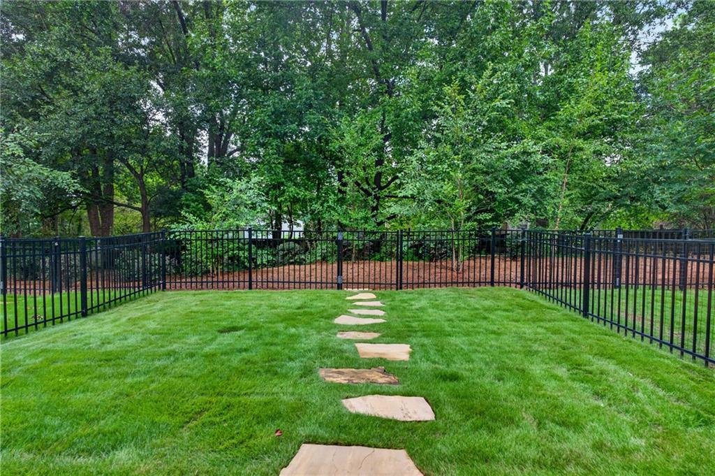Townhouse in Roswell, Georgia, United States 4 - 18592296