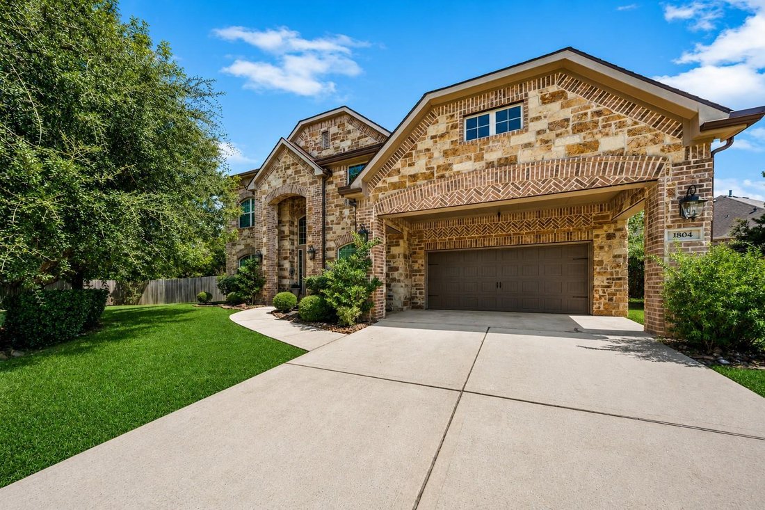 House in Conroe, Texas, United States 3 - 18589987