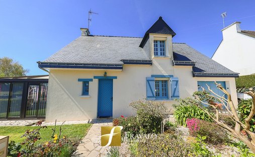 House in Zone Urbaine, Arradon, France 1