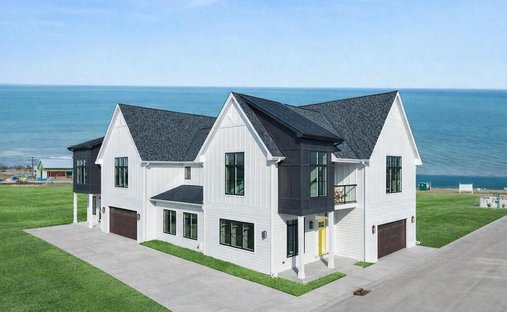 Condo in Port Washington, Wisconsin, United States 1