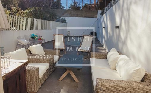 Townhouse in Estrela, Lisbon, Portugal 1