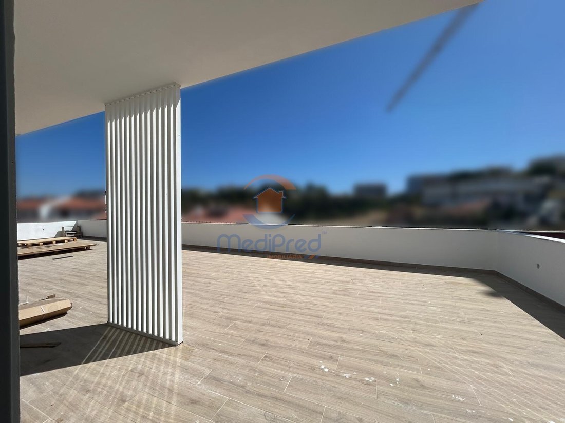 Apartment in Ramada e Canecas, Lisbon, Portugal 1 - 18592955