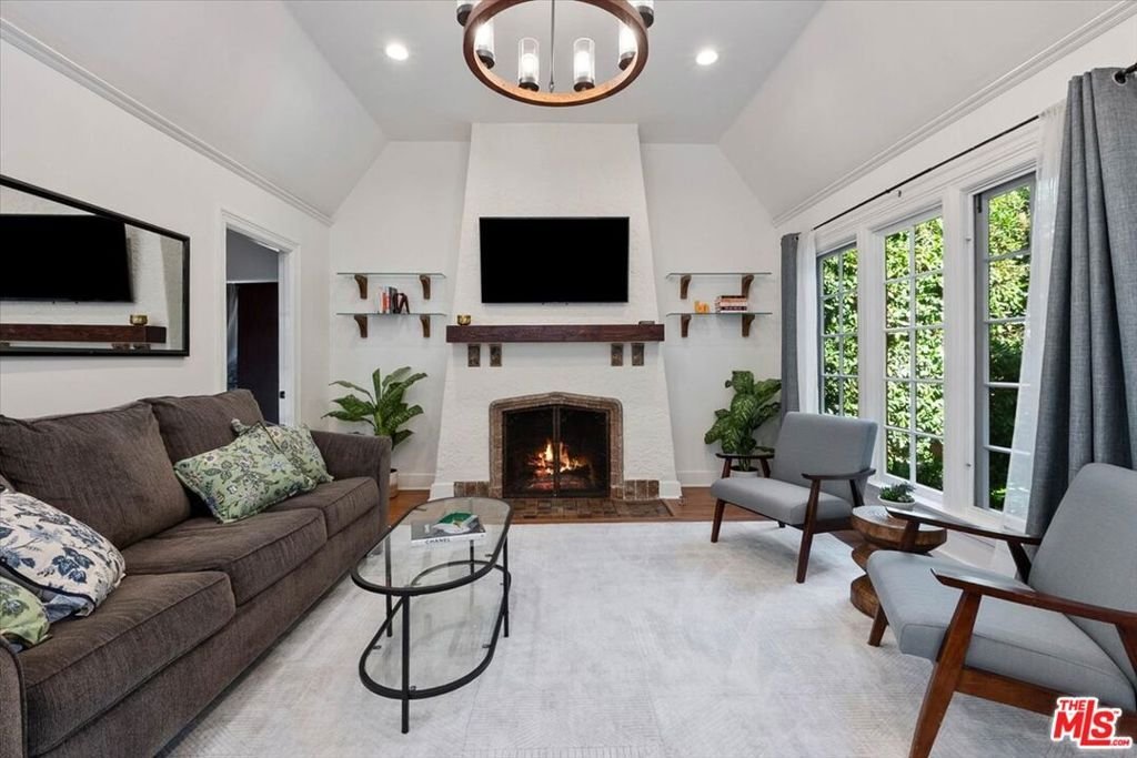 House in West Hollywood, California, United States 5 - 18589106