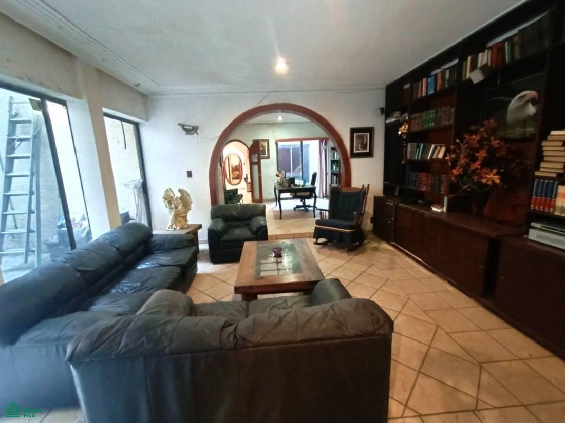 House in Santa Catarina Yecahuitzotl, Mexico City, Mexico 3 - 17757573